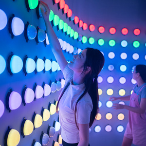 Juego Interactivo de Obstáculos para Team Building Pixfi Games: Sala de Juegos, Arena, Botón de Luz LED Interactivo, Matriz LED de Juego Activo - Product Image 2