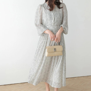 Robe longue en mousseline de soie à col en V et manches lanternes, style japonais, motif floral, taille haute, coupe trapèze, décontractée et élégante, pour femme, vente en gros - Product Image 4