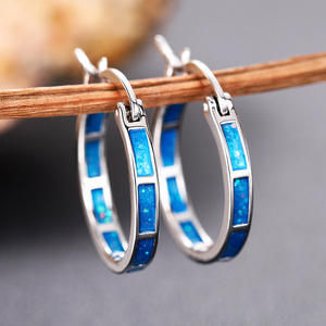 Aros de Oro E3556, Diseño Minimalista, Unisex, Uso Diario, Joyería Fina, Chapado en Oro de 14K, Tamaño Pequeño - Product Image 6