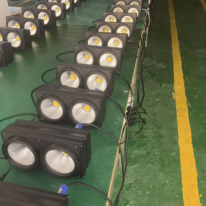 Projecteur LED COB pour scène, éclairage matriciel, blinder, scan, en aluminium, IP20, 2x100W LEDs, blanc neutre 4100K, DMX512, pour jardin - Product Image 1