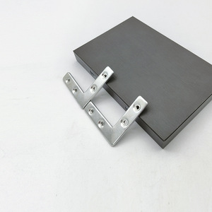 Supports d'angle en aluminium 52x12mm, connecteur d'angle droit en acier durable pour renforcement de meuble et support de cadre de porte - Product Image 1