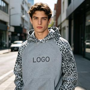 Sweat-shirts pour hommes en patchwork imprimé léopard, fabrication professionnelle, 450 g/m², 100 % coton French Terry, différents styles. - Product Image 4