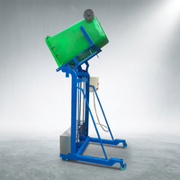 Chariot élévateur industriel mobile électrique à entraînement par chaîne, capacité 500 kg, pour bennes à déchets et conteneurs, avec fonction de basculement et levage, commande à une touche