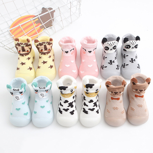 冬用暖かいベビーウォーキングシューズ 厚底ソフトソールソックスシューズ 男の子女の子用 - Product Image 1