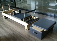 Équipement de musculation, lit de Pilates personnalisé en bois, différentes couleurs, fraise en érable blanc, pour la pratique à domicile et en Studio