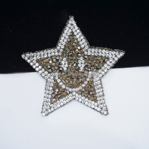 Campione gratuito di stelle nere strass di cristallo rifiniture Happy <span class=keywords><strong>Face</strong></span> Star 3d applique strass per giacca - Product Image 5