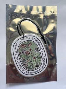 Diffuseurs de parfum pour voiture en papier personnalisés en forme de <span class=keywords><strong>Tesla</strong></span> <span class=keywords><strong>Model</strong></span> <span class=keywords><strong>3</strong></span>, faible MOQ, plusieurs parfums, pendentif à fixer sur la grille d'aération, gadgets, rose - Product Image 2