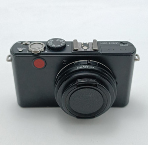 กล้องดิจิตอล Leica D-Lux 4 มือสอง ขนาด 1/1.63 นิ้ว CCD 11.3MP แบบคอมแพค - Product Image 1