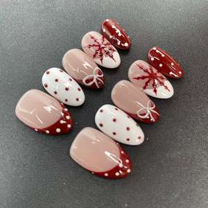<span class=keywords><strong>Uñas</strong></span> Postizas de Alta Calidad Hechas a Mano, Forma Almendrada, Diseño Navideño con Lunares, Estilo Francés, Reutilizables, Venta al por Mayor de Fábrica - Product Image 3
