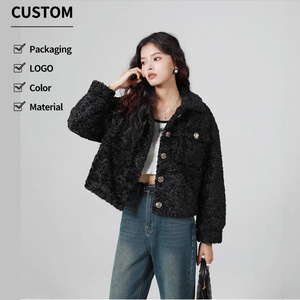 Manteau <span class=keywords><strong>Teddy</strong></span> <span class=keywords><strong>Noir</strong></span> Classique pour <span class=keywords><strong>Femme</strong></span> avec Boutons Dorés - <span class=keywords><strong>Veste</strong></span> Courte en Fausse Fourrure à Col Rabattu Effet Délavé pour l'Hiver - Product Image 1