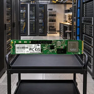 Disque SSD interne <span class=keywords><strong>PM983</strong></span> 3,84 To PCIe 3.0 x4 NVMe M.2 22110 - Product Image 4