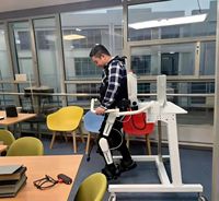 Robot Eksoskeleton Rehabilitasi Hemiplegia yang Dapat Dipakai, Peralatan Latihan Jalan Kaki dengan Bantuan untuk Tungkai Bawah, Otomatis Penuh