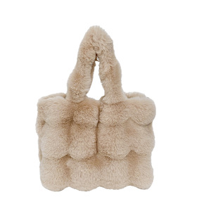 Nuova Borsa a Mano da Donna, Moda Invernale, Tinta Unita, Grande Capacità, Borsa a Tracolla in Peluche per il Pendolarismo - Product Image 5