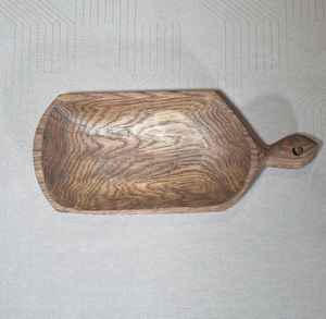 ถาดไม้เนื้อแข็งที่ทำด้วยมือสำหรับการให้บริการอาหารและเครื่องดื่มทนทานและมีสไตล์ที่สมบูรณ์แบบสำหรับการรับประทานอาหารในห้องครัวและการตกแต่งบ้าน - Product Image 5