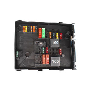 0E 1K0937125D pour Volkswagen Sagitar pour Passat pour Tiguan <span class=keywords><strong>Golf</strong></span> 6 Octavia Magotan Yedi Haorui Boîte à fusibles à relais central - Product Image 1