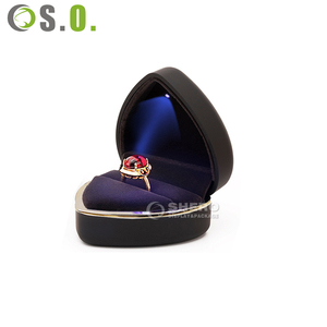 Boîte à bijoux élégante en forme de cœur avec lumière LED, doublure en velours, boîte cadeau éclairée, vente en gros - Product Image 5