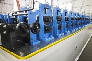 Mũ theo dõi vách thạch cao cuộn tạo thành máy nhôm hồ sơ <span class=keywords><strong>Stud</strong></span> kênh Máy kim loại <span class=keywords><strong>Stud</strong></span> con lăn cuộn cựu - Product Image 5