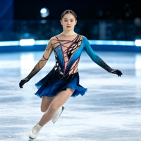 Robe de patinage artistique bleu roi avec strass, maille transparente, manches longues, dos en V profond, jupe, costume de compétition de danse sur glace