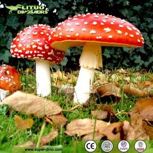 Estatua de Fibra de Vidrio de Alicia en el País de las Maravillas con Diseño de Hongo Mágico - Product Image 6