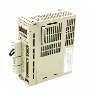 Servoaccionamiento AC Original SGDH-04AE-OY - Product Image 3