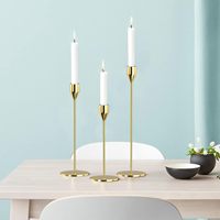 Bestseller kleiner Kerzenständer aus Metall schlankes Design einzigartige handgefertigte Messing-Bearbeitung dekorative Beleuchtung für Haus und Hotel