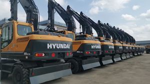 Nueva Excavadora de Ruedas Hyundai 210W-9T 2025 con Motor Cummins, Sistema Hidráulico Kawasaki, 21 Toneladas, EURO 2, 1 Año de Garantía, Rodamientos de Engranajes en Stock - Product Image 2