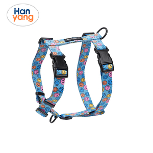 <span class=keywords><strong>Harnais</strong></span> de sécurité personnalisé OEM pour animaux de compagnie de style <span class=keywords><strong>classique</strong></span> avec logo privé sans traction pour la sangle en H pour chiens - Product Image 2
