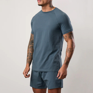 Set di T-shirt e Pantaloncini da <span class=keywords><strong>Uomo</strong></span> di Alta Qualità 220 Gsm con Logo Personalizzato Abbigliamento Sportivo Streetwear con Collo Rotondo - Product Image 6