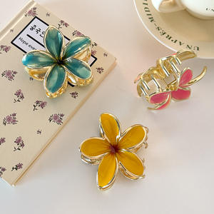 مشابك شعر معدنية أنيقة على شكل زهرة من YJL، تصميم عصري وجذاب، مناسبة للعطلات والصيف، 8 سم، مشابك شعر للفتيات - Product Image 2