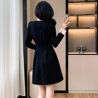 Robe Courte Élégante Femme à Manches Longues Coupe Trapèze avec Col Oversize et Boutons Grenouillère, Taille Cintrée pour Printemps Automne, Idéale Bureau et Tenue Décontractée