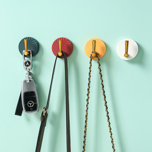 Ganchos adhesivos redondos para montar en la pared, paquete de 4 colores variados, autoadhesivos para uso en el hogar, cocina, baño y puerta - Product Image 1