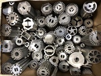 Profilé en aluminium extrudé de haute qualité pour dissipateur thermique, application pour amplificateur de puissance en usine