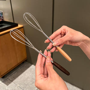 Batidor de <span class=keywords><strong>Huevos</strong></span> de Acero Inoxidable con Mango de Madera, Batidor de Crema Manual Estilo Japonés, Herramientas de Repostería para el Hogar, Mini Batidor de <span class=keywords><strong>Huevos</strong></span> - Product Image 3