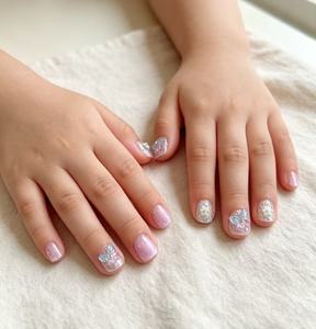 Uñas postizas cortas cuadradas para niños, uñas postizas con purpurina rosa y lazo blanco en 3D, pegatinas reutilizables para decoración de uñas para niñas, regalo. - Product Image 3