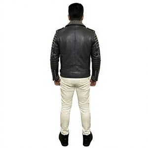 Chaqueta Varsity de Cuero de Oveja para Hombre, de Alta Calidad, con Tachuelas, Corte Ajustado, Impermeable, Cortavientos y Transpirable para Invierno - Product Image 6