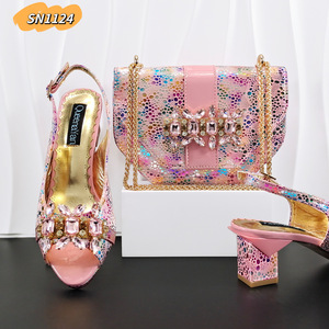 Disponibile Set di <span class=keywords><strong>Scarpe</strong></span> con Tacco Alto Verdi ed Elegante Borsa da <span class=keywords><strong>Sera</strong></span> Abbinata <span class=keywords><strong>per</strong></span> Donne - Product Image 5
