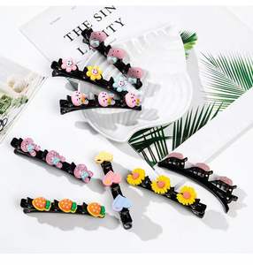 女の子の結婚式の機会のためのプラスチック製デイジーヘアピンヘアクリップ編組ヘアクリップ環境に優しい防水かわいい漫画 - Product Image 1