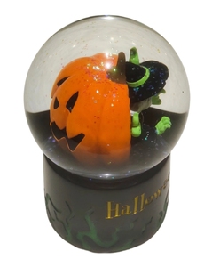 JARLL HG0646 100MM Resin Hand-painted Christmas Pumpkin Witch Rotating <b>Music</b> Box <b>Snow</b> <b>Globe</b> Sculpture - Product Image 3