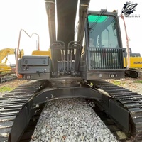 En stock, excavatrice sur chenilles VOLVO EC210 d'occasion avec moteur d'origine, 21 tonnes, excavatrice de construction moyenne, prix bas, bon état