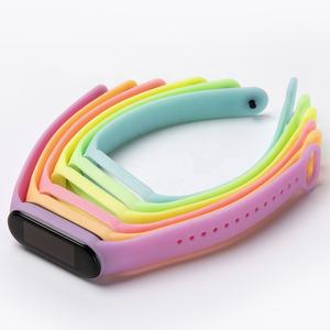 Correa de Muñeca de Silicona Luminosa de Moda para Xiaomi <span class=keywords><strong>Mi</strong></span> <span class=keywords><strong>Band</strong></span> 8 <span class=keywords><strong>7</strong></span> 6 Reloj Inteligente - Product Image 5