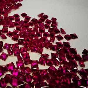 Synthetic Red Corundum Pear Cut Teardrop Shape Polished For Jewelry Making - Product Image 4
