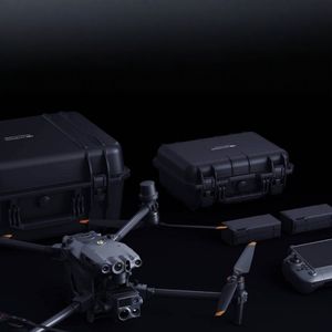 Gebruikt DJI Matrice 30T (Universele Editie) Professionele drone, 15km bereik, 4K GPS, afstandsbediening, expert drone, plastic UAV, industriële drones - Product Image 3