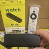 Clé TV Onn 4K/8K Android 14 Quad Core, Clé TV Intelligente avec Connectivité 5G, 2 Go de RAM, Télécommande Vocale, Lecteur Multimédia en Streaming, Décodeur