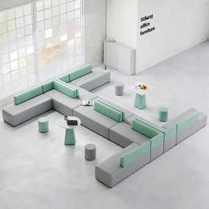 أريكة مكتبية إبداعية حديثة ، منطقة استقبال بسيطة للأعمال والترفيه ، منطقة راحة على شكل خاص - Product Image 5