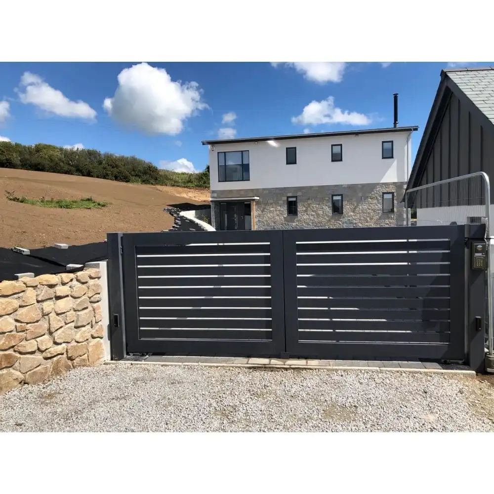 ACEアルミニウムゲート防水入口自動スイングアルミニウムフェンスと家のためのゲート