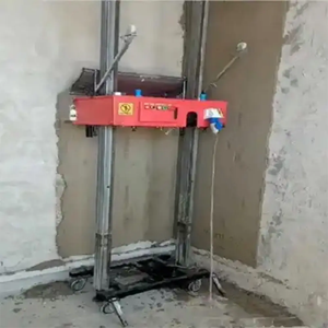 Machine murale automatique, utilisée pour le nettoyage du mortier de ciment, le plâtrage, la pulvérisation de peinture, le repassage des plaques plates et le béton. - Product Image 2
