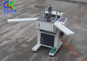 Machine à clouer les coins CNC, machine à sertir les coins pour profilés en aluminium, machine à clouer pneumatique en forme de V - Product Image 3