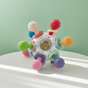 Balle tactile Montessori pour bébés, jouets à mâcher et à presser pour les garçons et les filles - Product Image 1