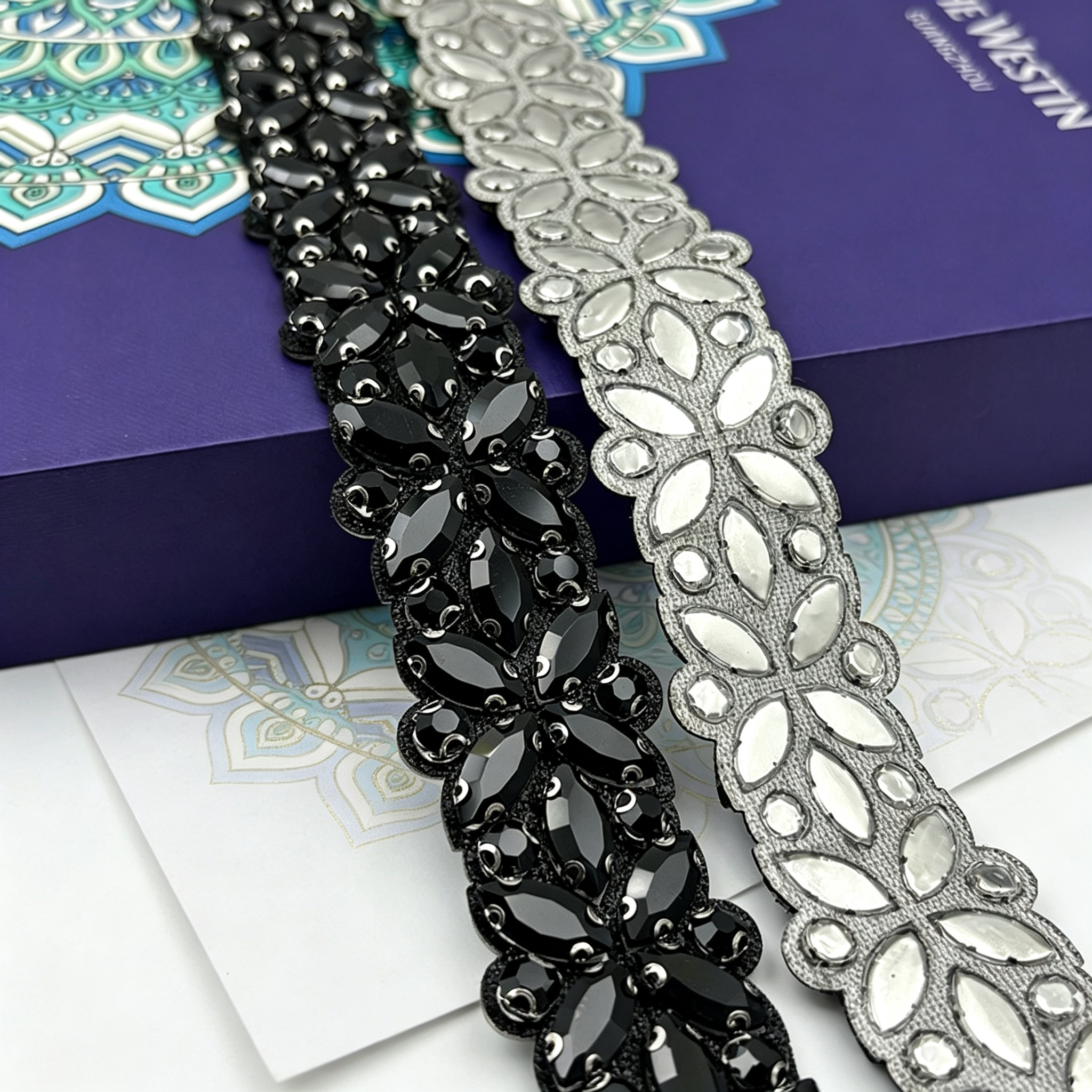 Diamant noir + paillettes noires