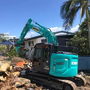 Excavatrice Kobelco SK135SR d'occasion, équipement de construction, bon état, moteur à chenilles, puissance 72 kW, capacité de la benne 0,6 m³ - Product Image 3